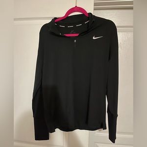 Nike DriFit Pullover